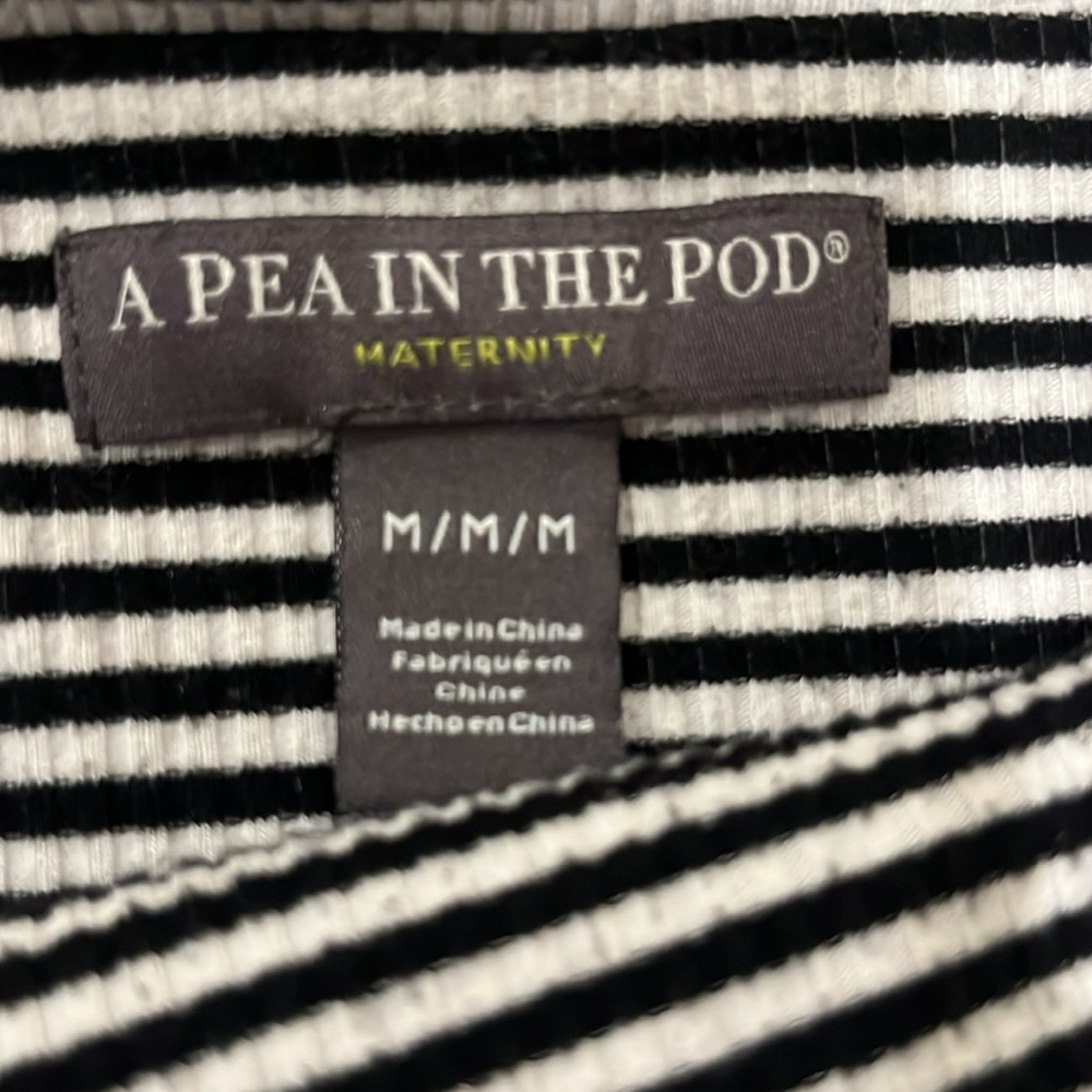 Pea in the Pod off-shoulder top